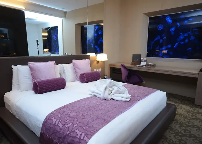 Hotel H2o 4*