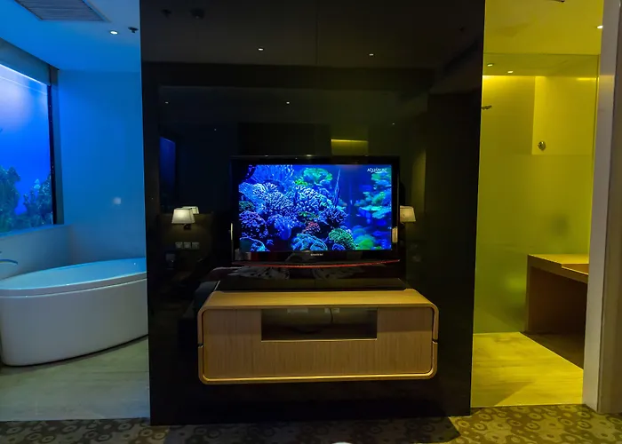 H2o Hotel 4*